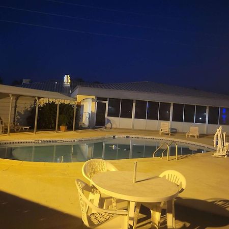 Travelodge By Wyndham Memphis Exterior foto